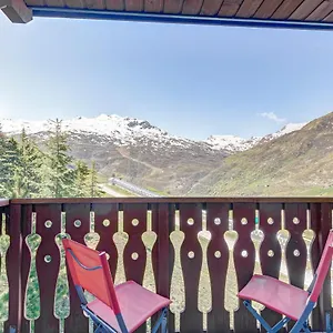 les-valmonts-711.hotels-rhonealpes.com/